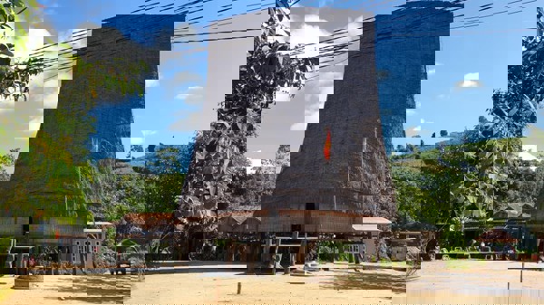 Làng cổ Kon KTu chạm vào giấc mơ du lịch