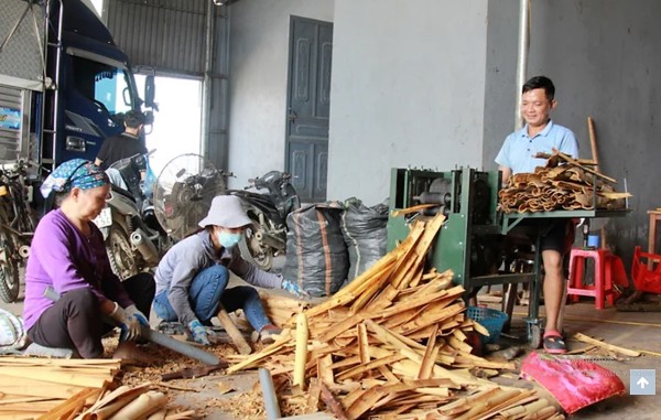 Chợ Quế tấp nập quanh năm tại Văn Yên, tỉnh Yên Bái