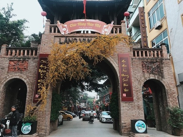 Làng nghề lụa Vạn Phúc và gốm sứ Bát Tràng là thành viên của Mạng lưới các Thành phố thủ công sáng tạo trên toàn cầu 